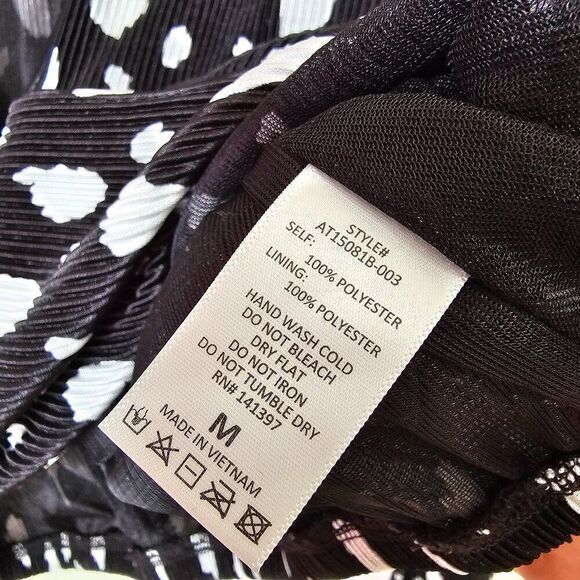 NWT ASTR BLACK WHITE DOTTED DEEP SURPLICE V NECK LONGSLEEVES TOP SIZE M - Picture 13 of 15